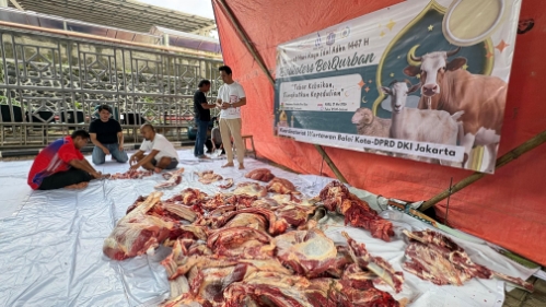 Tebar Kebaikan di Iduladha, Balkoters Distribusikan Daging Kurban untuk Anggota dan Masyarakat