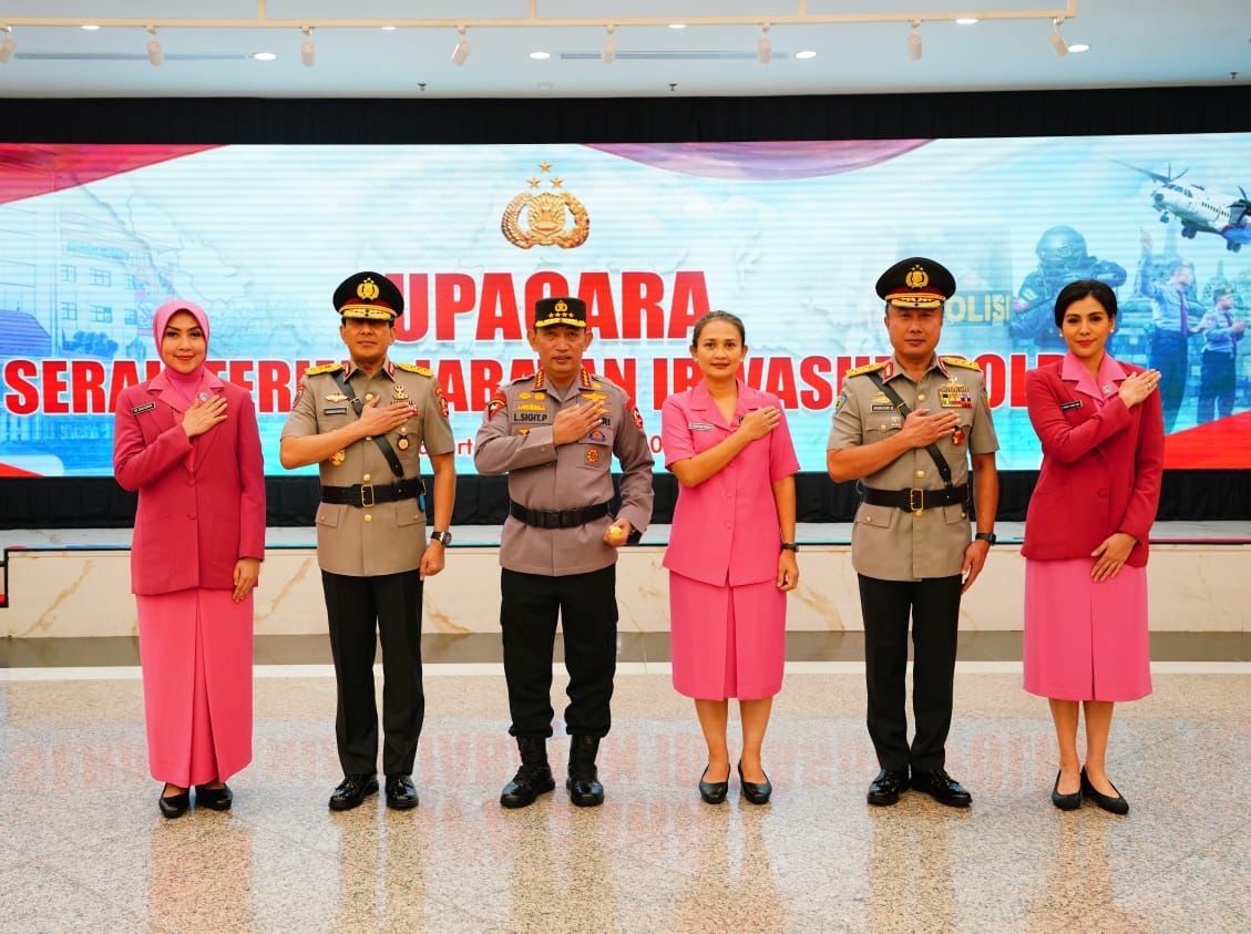 Pimpin Sertijab Irwasum, Kapolri Gelorakan Tingkatkan Kepercayaan Publik 