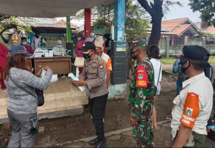 Gabungan Tiga Pilar Kep Seribu Bagikan 4000 Masker Medis Gratis Ke Warga Pulau Seribu