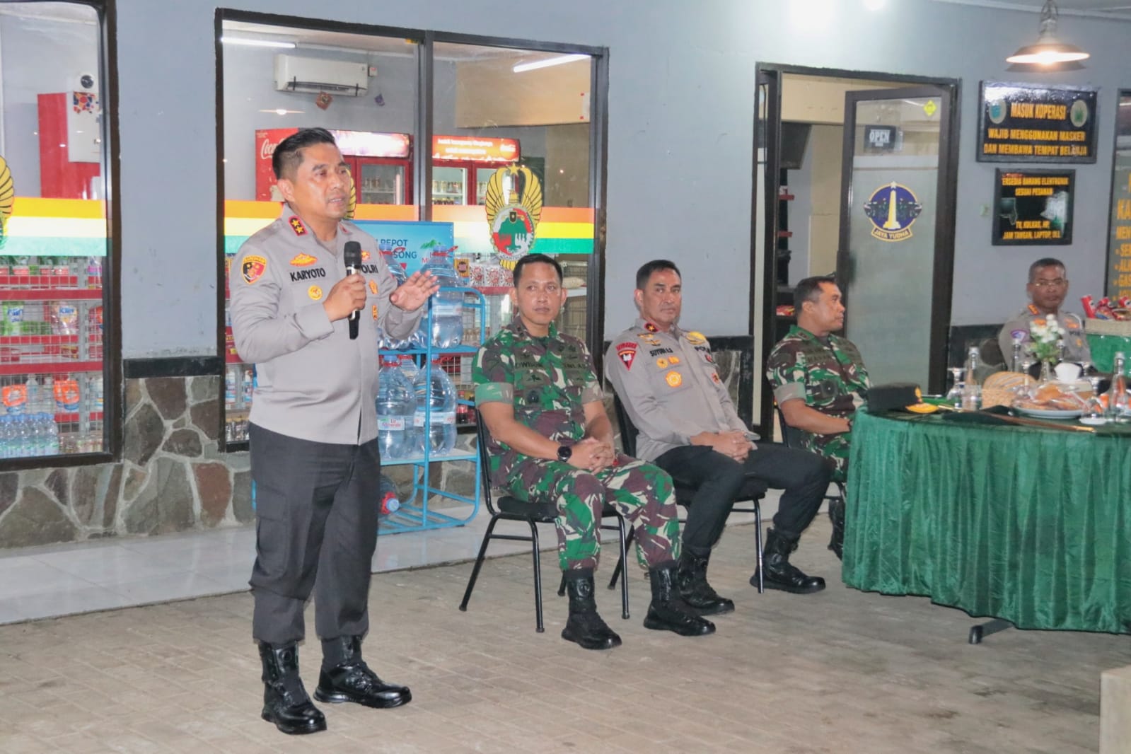 Kapolda Metro Berkunjung Ke Batalyon Infanteri Mekanis 201/Jaya Yudha