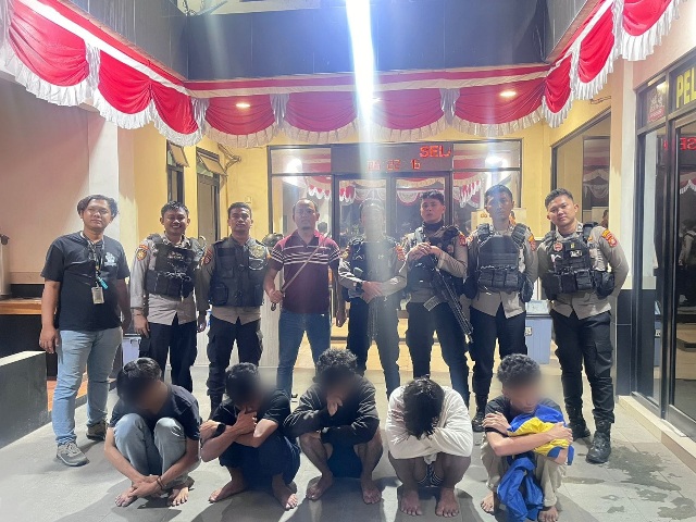 Viral Video Polantas Jilat Kue Ultah TNI Sambil Mengejek