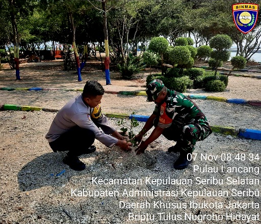 Polsek Kepulauan Seribu Utara, Polres Kepulauan Seribu Gencar Tanam Bibit Pohon untuk Reduksi Polusi Udara
