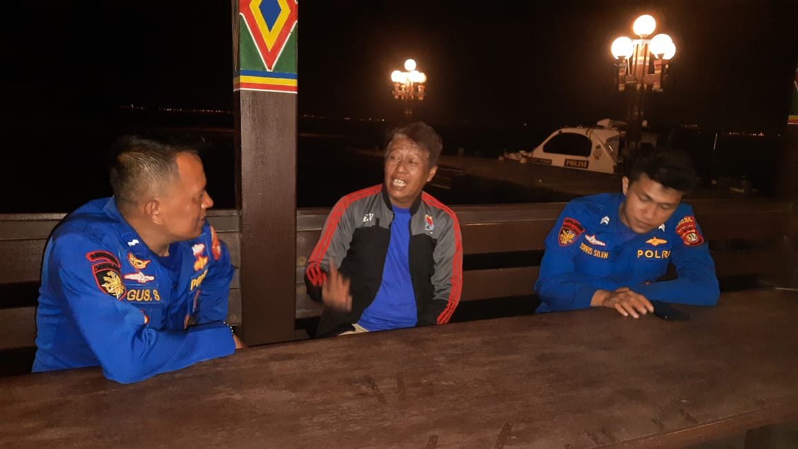 Team Patroli Satuan Polair Polres Kepulauan Seribu Himbau Penjaga Pulau Koordinasi Kamtibmas di Pulau Ayer