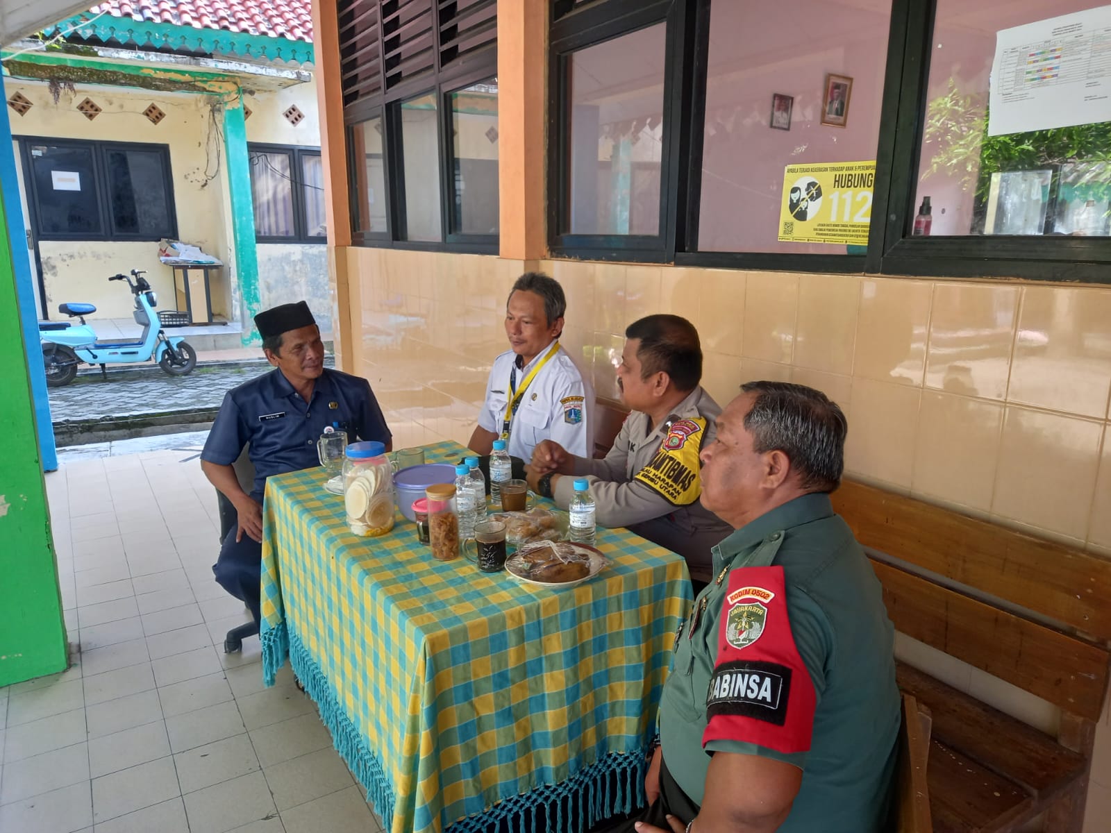 Percepat Vaksinasi Booster, Polsek Kep Seribu Utara Gelar Suntik Vaksin Dosis 3 di Pulau Kelapa