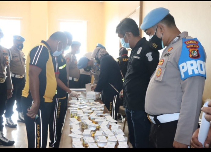 Antisipasi Penyalahgunaan Narkotika, Mendadak Seluruh Perwira Polresta Bandara Soetta Ditest Urine