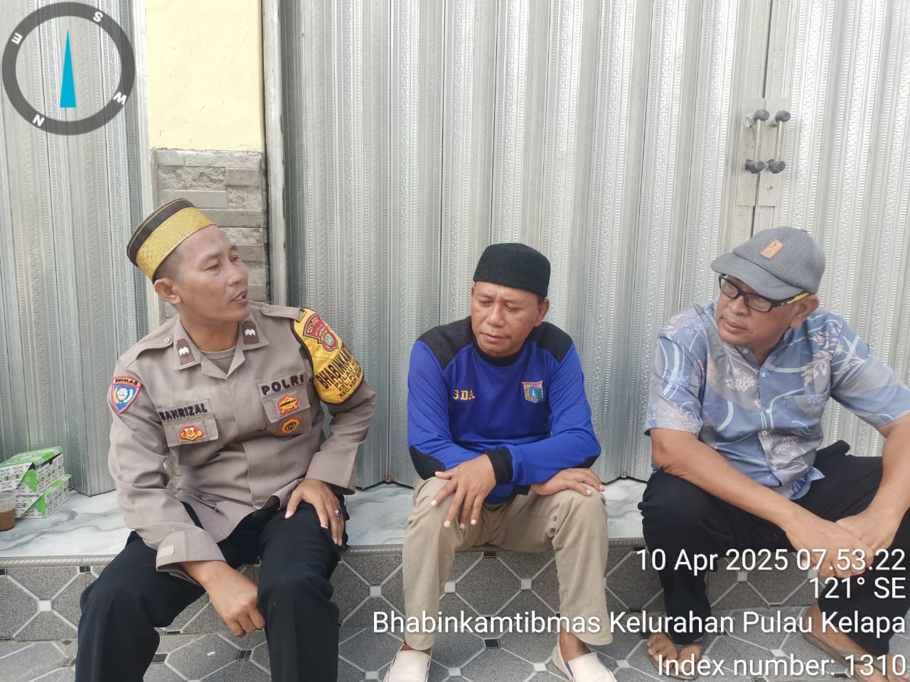 Bhabinkamtibmas Pulau Kelapa Aipda Sahrizal Ajak Warga Jaga Kamtibmas dan Waspadai Dampak Buruk Judi Online