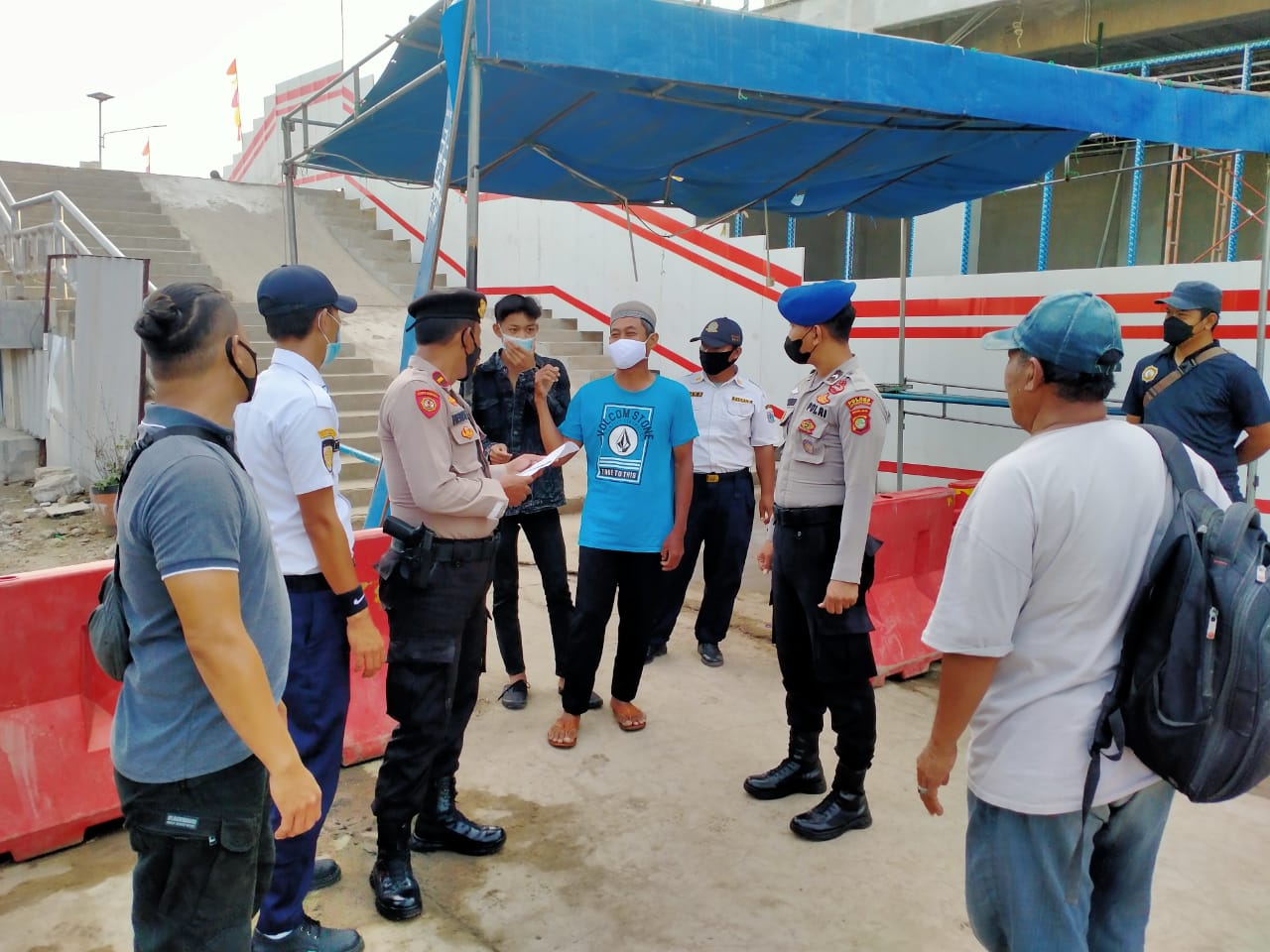Terapkan ProKes dan Tunjukkan Sertifikat Vaksin, 122 Warga Berangkat Ke Pulau Seribu