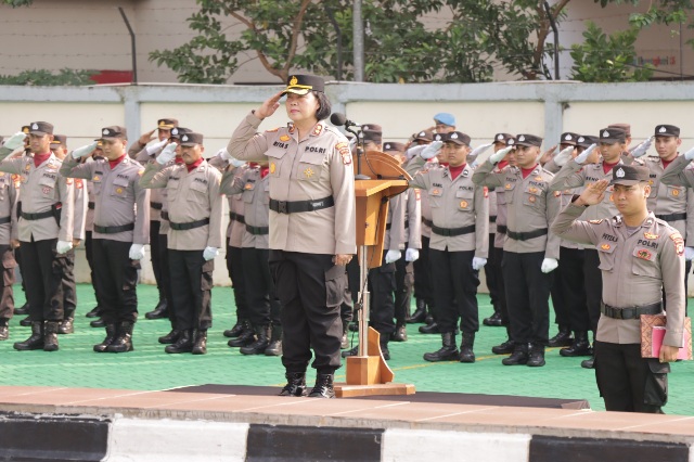 Polres Metro Jakarta Barat Gelar Upacara Hari Kesadaran Nasional 2024 Dengan Khidmat