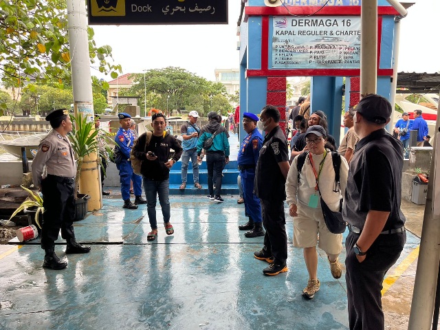 Hari Ini 164 Penumpang dapat Pelayanan Pengamanan Dermaga Marina Ancol Dilaksanakan oleh Polres Kep. Seribu