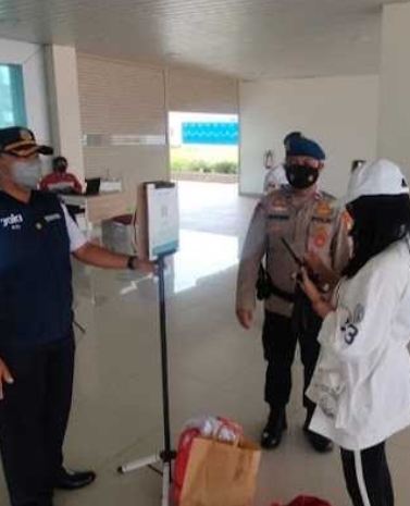 96 Penumpang Kapal ke Pulau, Scan PeduliLindungi di Pelabuhan Kaliadem