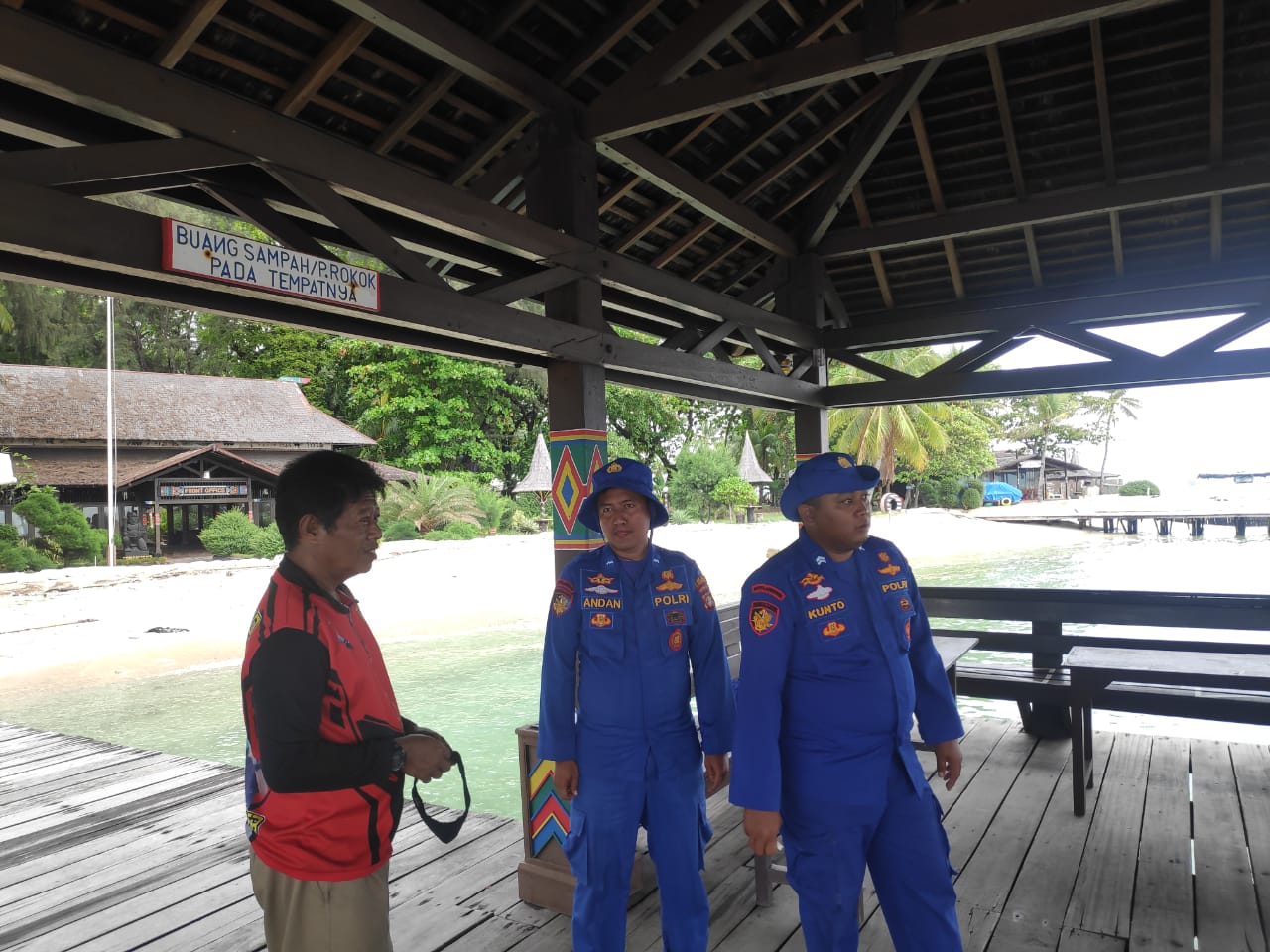 Patroli Rutin Polair Polres Kepulauan Seribu Jaga Keamanan Perairan dan Lakukan Sambang ke Penjaga Pulau Air