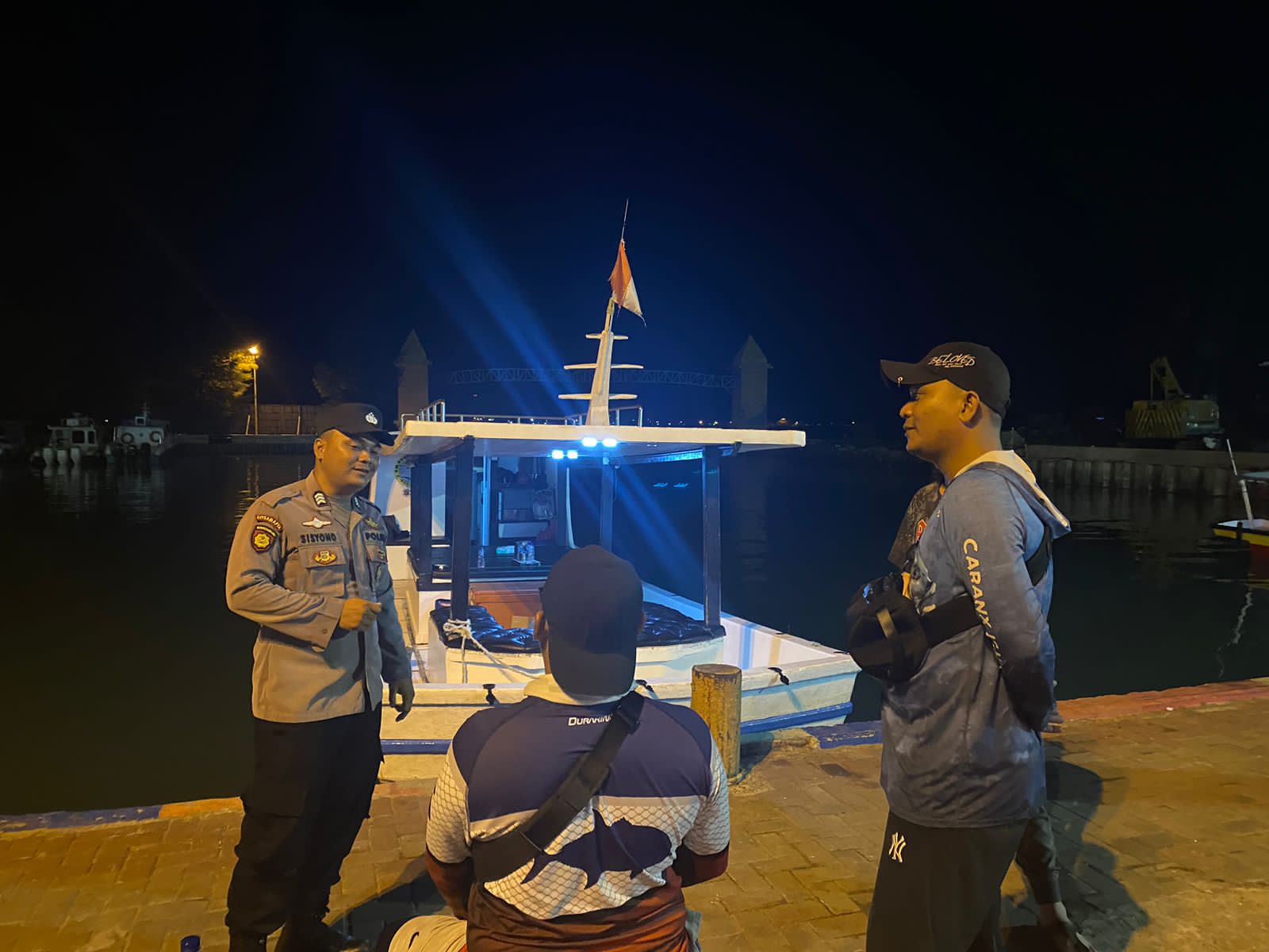 Sambang Dialogis Patroli Malam Himbau Warga Waspada Paham Radikal