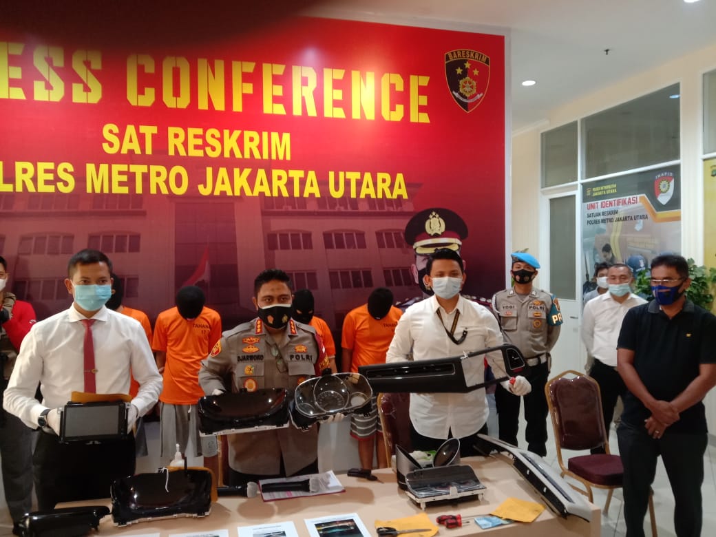 Satreskrim Polres Jakut Bekuk Komplotan Pencurian Interior Mobil Modus Pecah Kaca