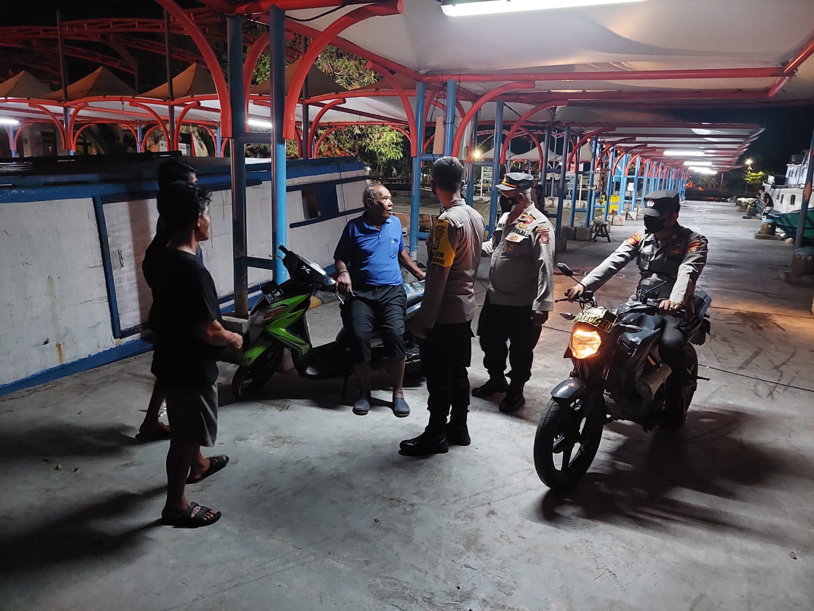 Seluruh Personil Polres Kepulauan Seribu Laksanakan Patroli Malam di Pulau Berpenduduk