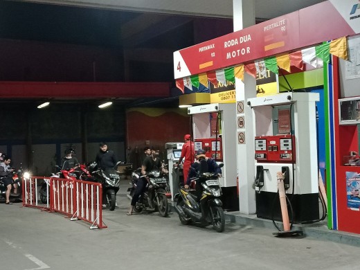 Ini Efek Kerusakan Motor Akibat Sering Telat Isi Bensin