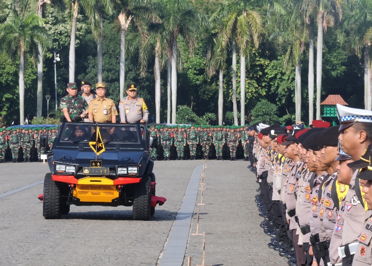 Kapolda Metro dan Pangdam Jaya Pimpin Apel Kesiapan Pengamanan Pilkada 2024 di Monas