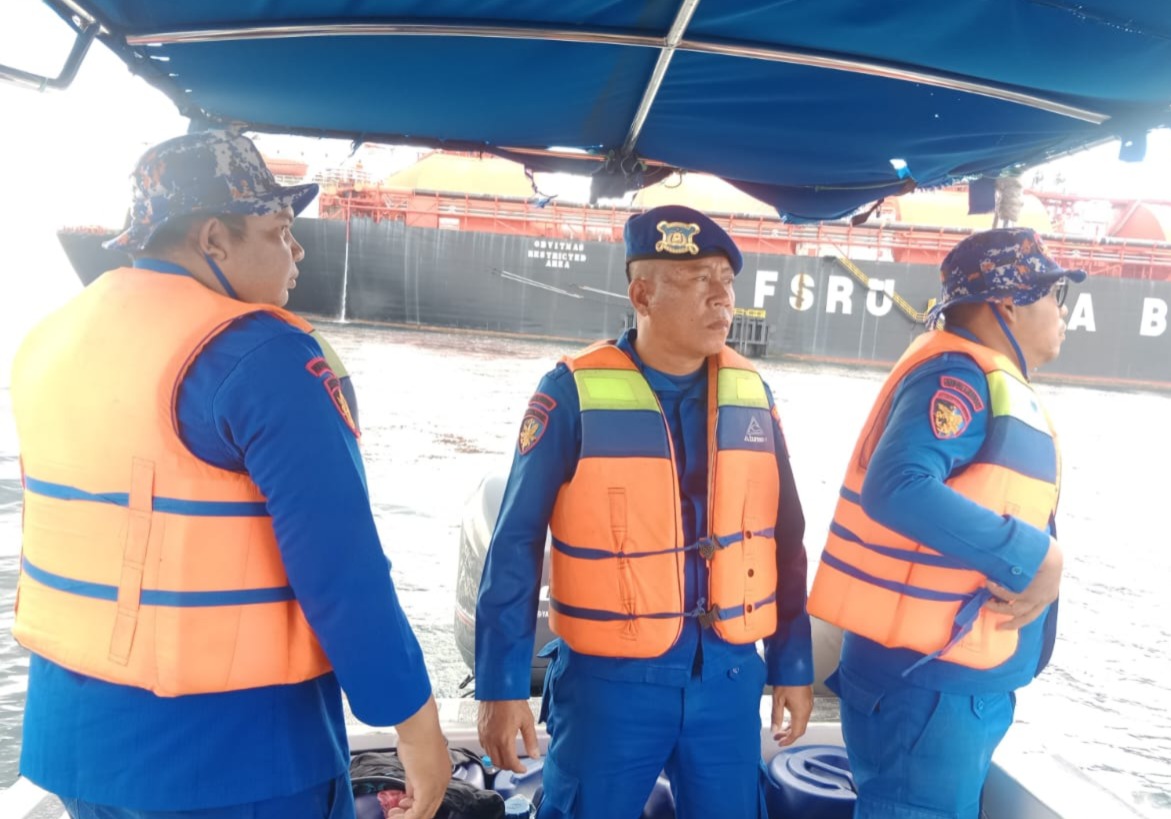 Patroli Satpolairud Polres Kepulauan Seribu Gencarkan Pengamanan di Perairan, Imbau Nelayan Waspada Cuaca Buruk 