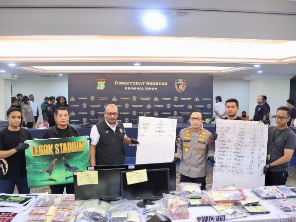 Polda Metro Jaya Ringkus 124 Tersangka Judi Online Dan Sabung Ayam