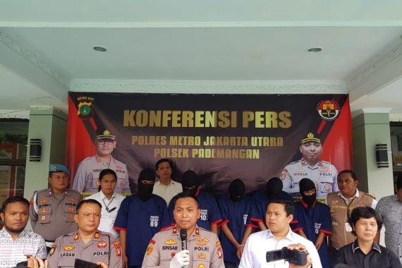Polisi RW Pademangan Jakut, Dapat Informasi Warga Tawuran Akibat Ada Pabrik Miras Rumahan