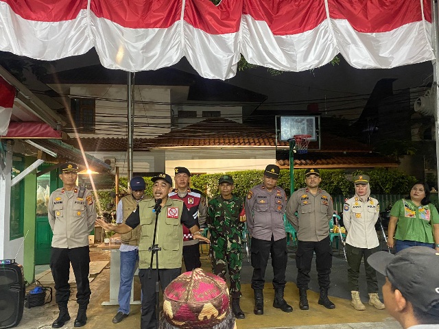 Cegah Perang Sarung Dan Curanmor Polsek Pancoran Gelar Patroli Cipkon Bersama 3 Pilar