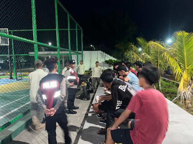 Polsek Kepulauan Seribu Utara Gelar Patroli Malam Perintis Presisi: Antisipasi Gangguan Kamtibmas dan Edukasi Masyarakat