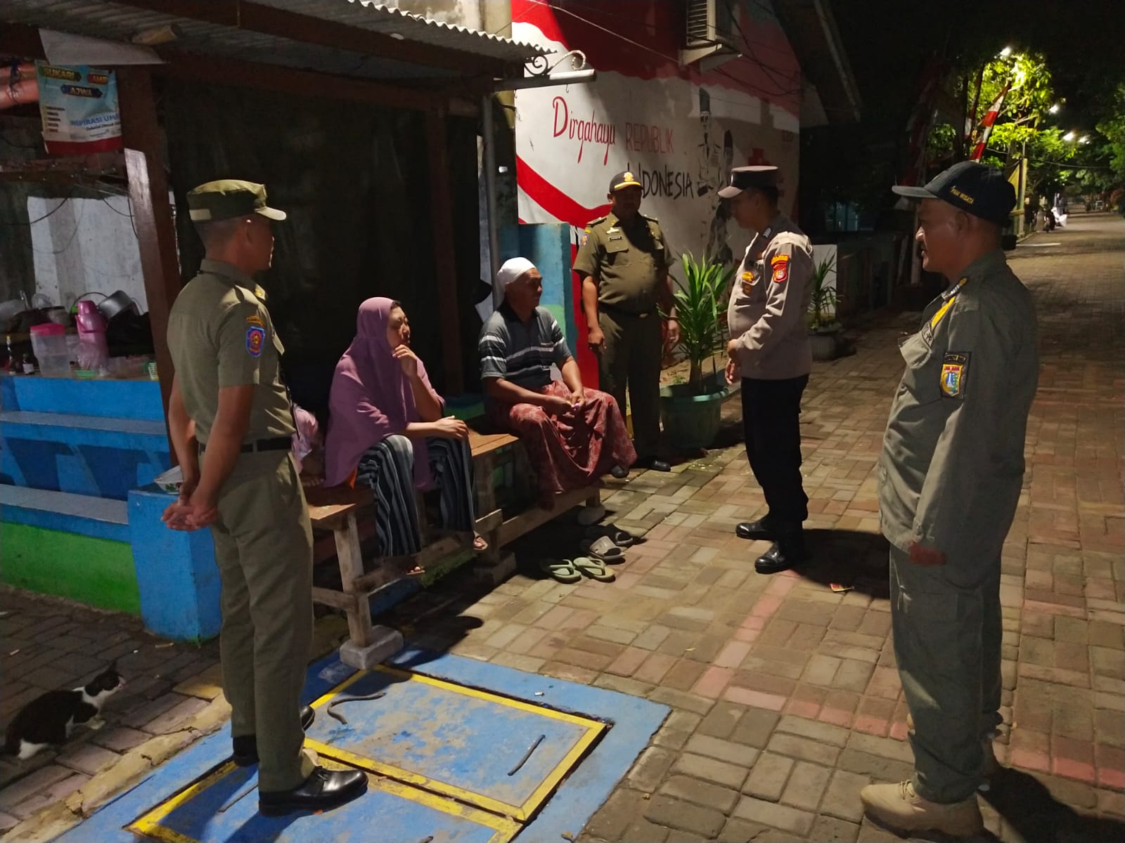 Polsek Kepulauan Seribu Selatan Gelar Patroli Malam Dialogis