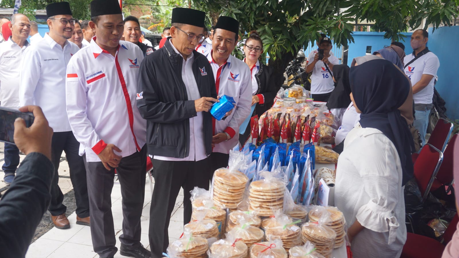 Resmikan Koperasi Perindo Karawang, TGB Zainul Majdi Minta Perkuat UMKM