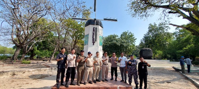 Polsek Kepulauan Seribu Selatan Berpartisipasi dalam Kegiatan Monitoring Wilayah Pulau Untung Jawa Bersama Tiga Pilar