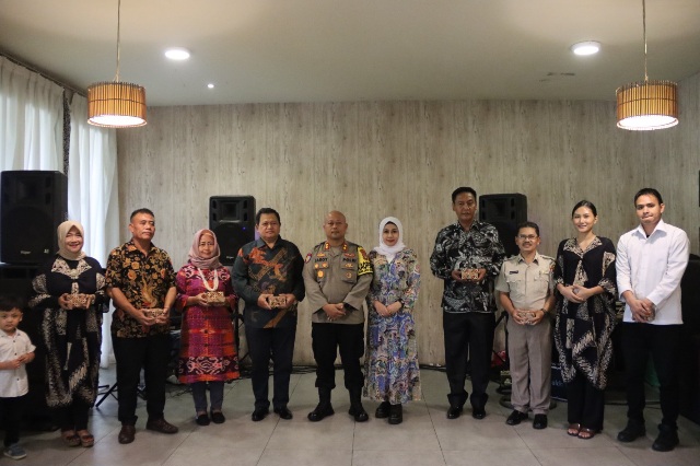 Kapolres Kepulauan Seribu Gelar Acara Pelepasan Anggota Alih Tugas dan Purnabhakti