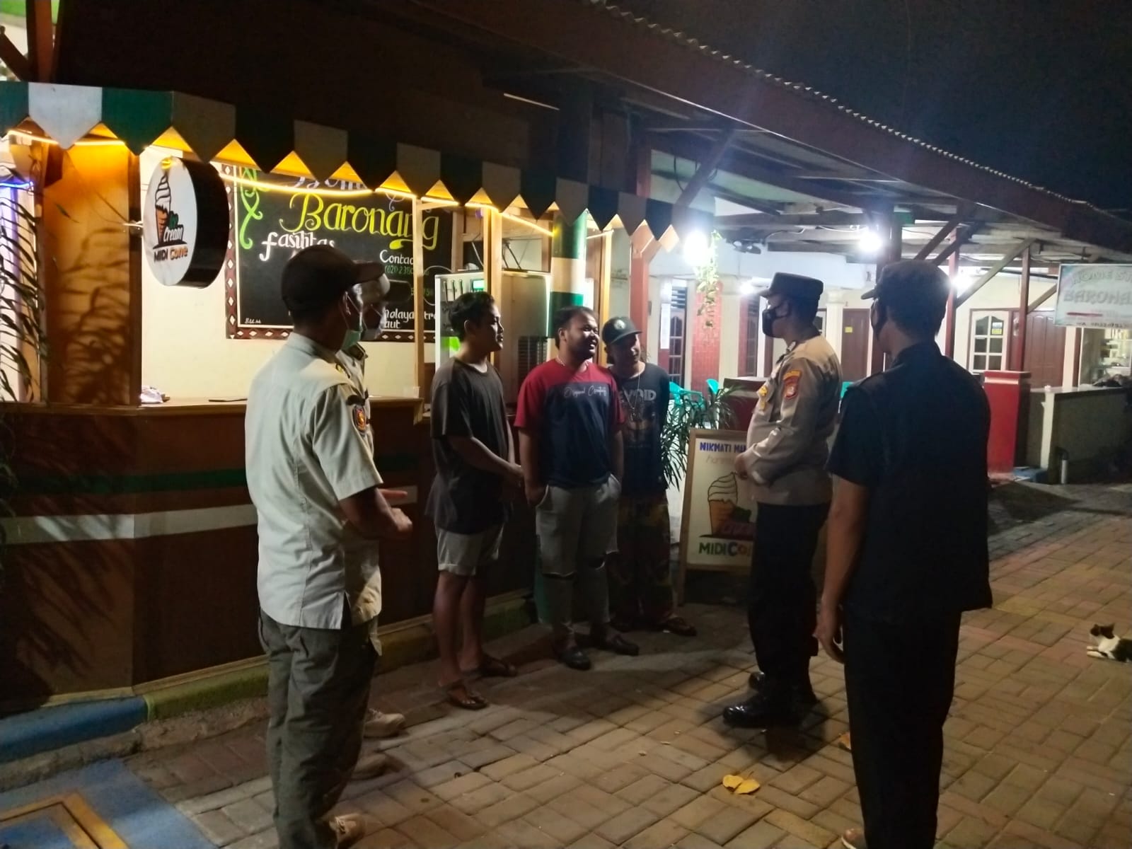 Polsek Kep. Seribu Selatan Ciptakan Sitkamtibmas Kondusif Dengan Patroli Malam
