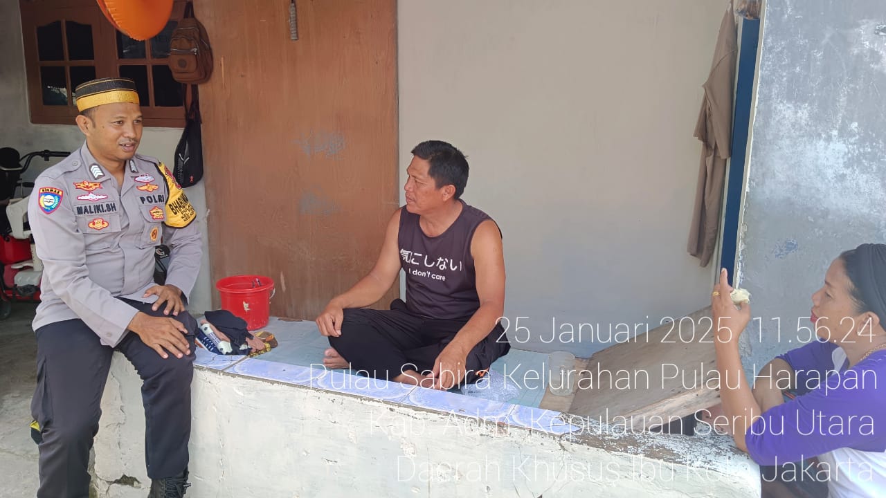 Bhabinkamtibmas Pulau Sabira Jalin Silaturahmi dengan Tokoh Masyarakat untuk Tingkatkan Kamtibmas