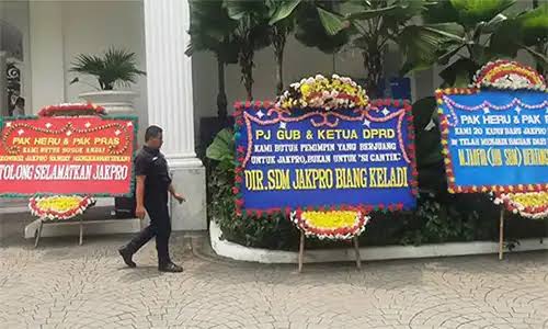 Heboh Karangan Bunga Dugaan Nepotisme Di BUMD, Pengamat : Rombak Total Direksi Dan Komisaris PT Jakpro