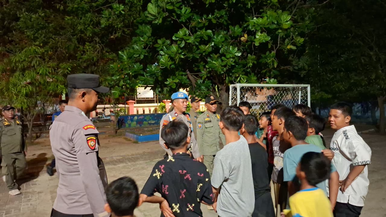 Patroli Malam Gabungan Polsek Kepulauan Seribu Selatan Dukung Operasi Aman Nusa I 2025