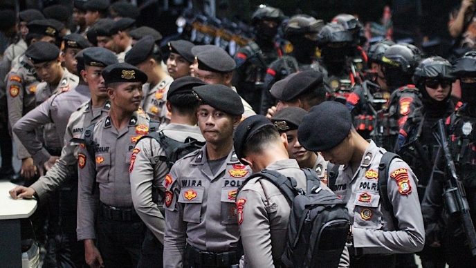 Tolak Wacana Kementrian Baru, DPR Pastikan Polri Tetap di Bawah Presiden