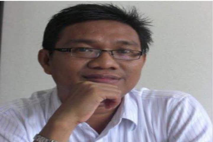 Perlu Terobosan Hukum dari MK atau MA: Kewajiban Pembuktian Keaslian Ijazah bagi Pejabat dan Mantan Pejabat Publik Harus Berlaku bagi Penuduh dan Tertuduh