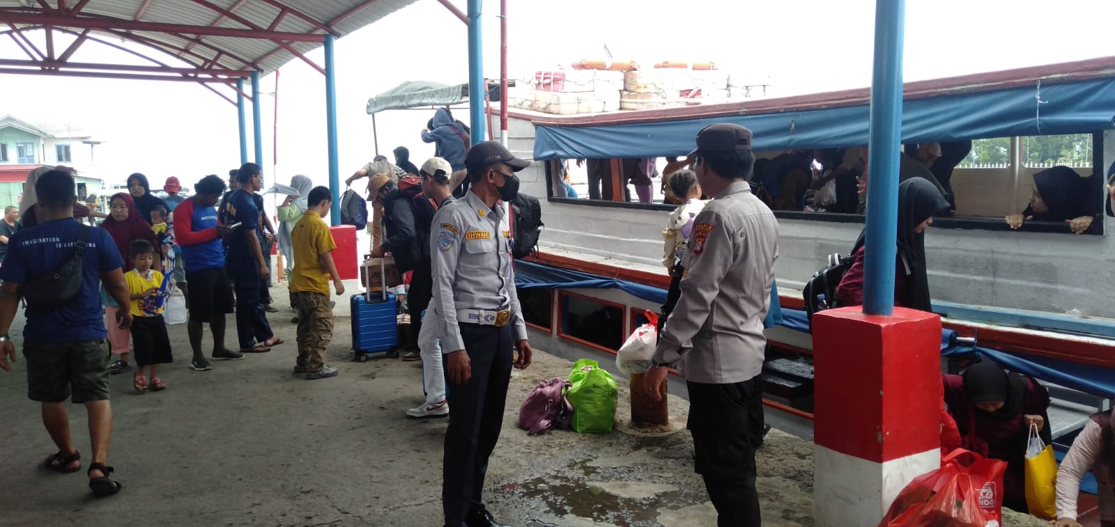 Pengamanan Dermaga Pulau Panggang Menerapkan Pelayanan Humanis