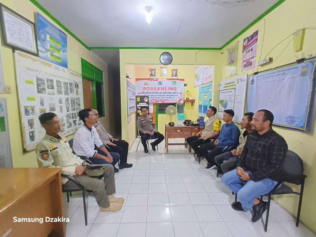 Tiga Pilar Kepulauan Seribu Selatan Gencarkan Pemantauan dan Pembinaan Pos Kamling: Pastikan Keamanan Pulau Tetap Kondusif