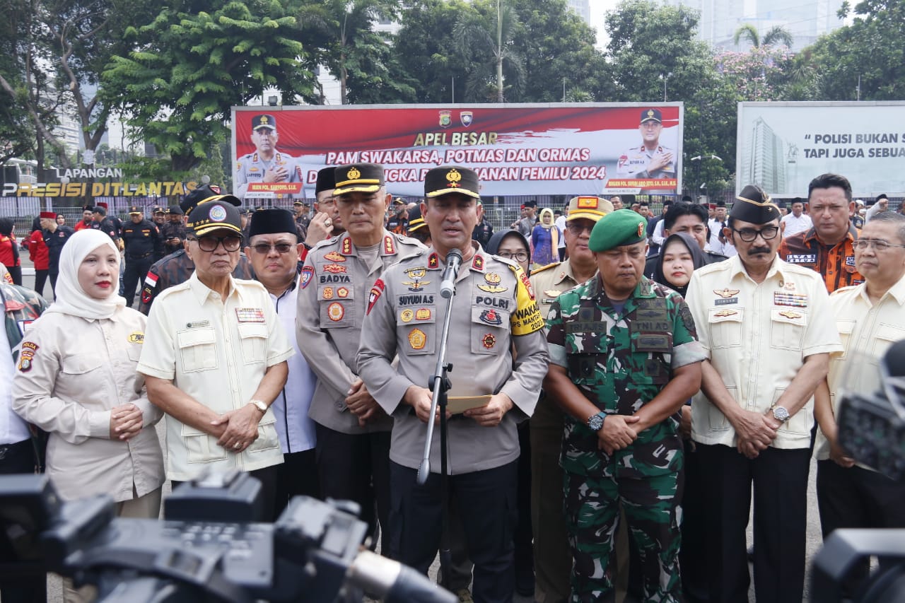 Polda Metro Jaya Gelar Apel Besar Pengaman Swakarsa Untuk Pemilu Damai 2024