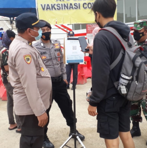 Pimpin Was ProKes di Pelabuhan Kaliadem, Ipda Abraham: Semua Penumpang Kapal ke Pulau Seribu Wajib Scan PeduliLindungi