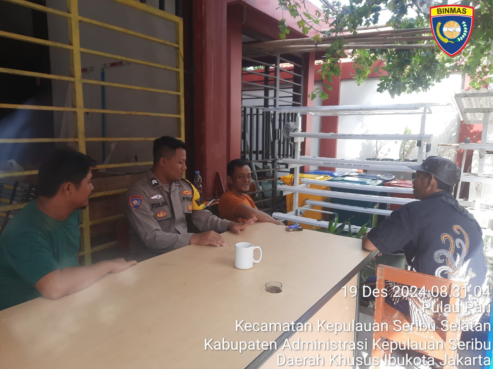 Bhabinkamtibmas Pulau Lancang Ajak Warga Jaga Keamanan Pasca Pilkada