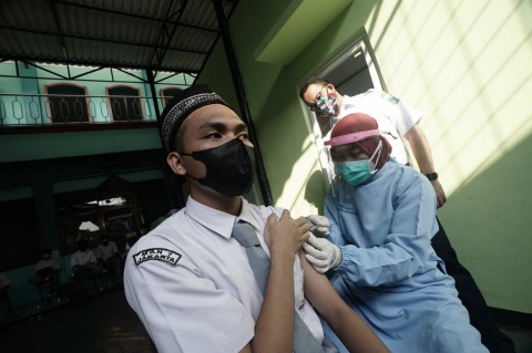 PSI Minta Vaksinasi Booster Jadi Syarat Semua Kegiatan
