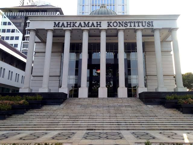 Pedagang Seblak Gugat Kewajiban Sertifikasi Halal ke Mahkamah Konstitusi