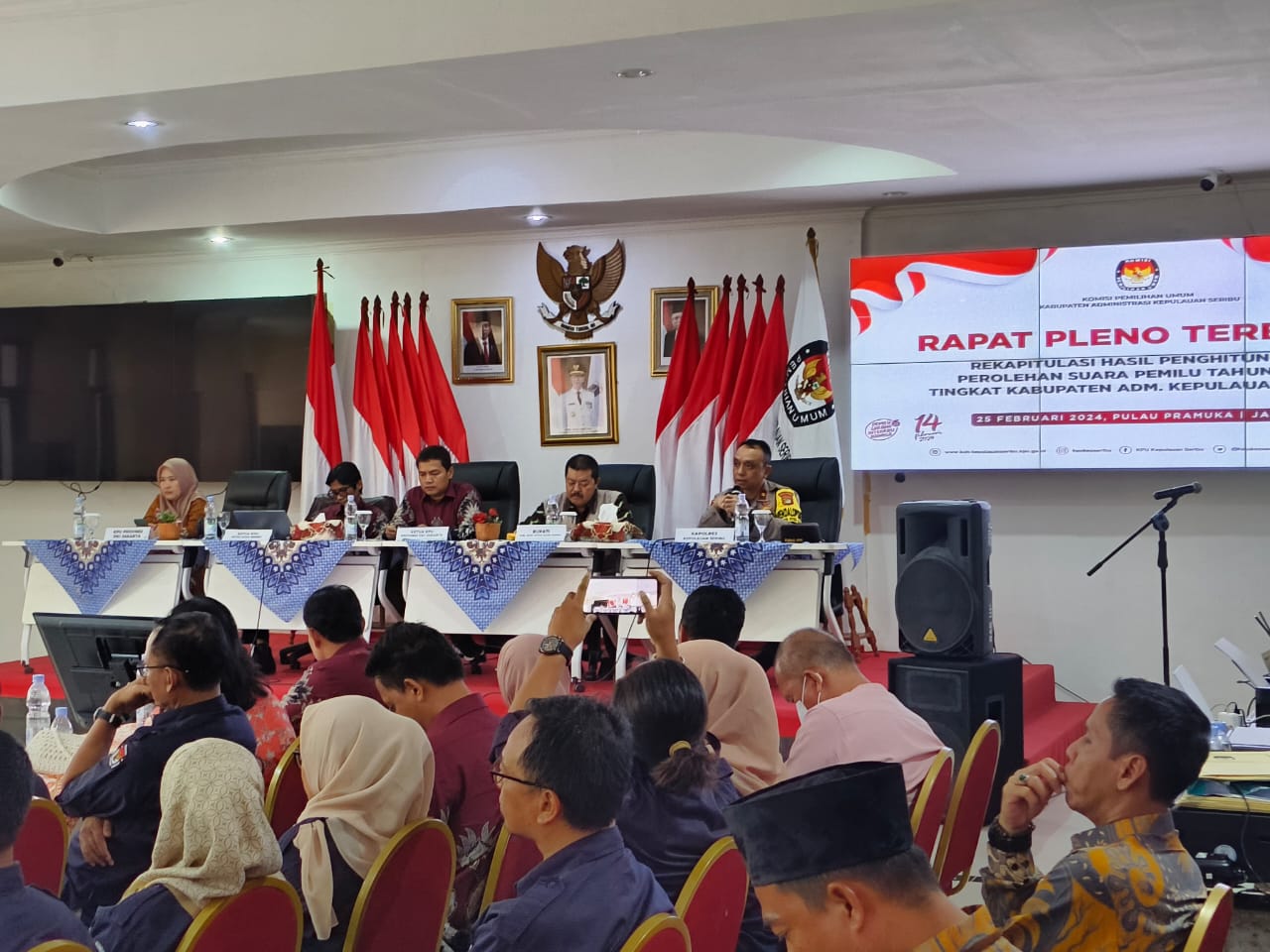 Kabag Ops Polres Kepulauan Seribu Hadiri Rapat Pleno Terbuka Rekapitulasi Hasil Penghitungan Suara Pemilu 2024