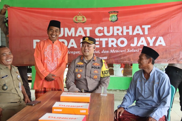 Kapolres Kepulauan Seribu Gelar "Jumat Curhat" di Pulau Sabira untuk Perkuat Kamtibmas